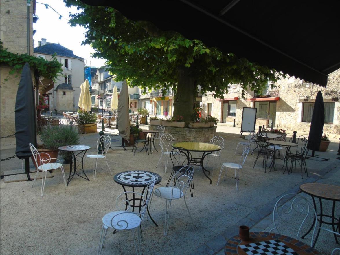 Auberge Du Puits Суйак Экстерьер фото